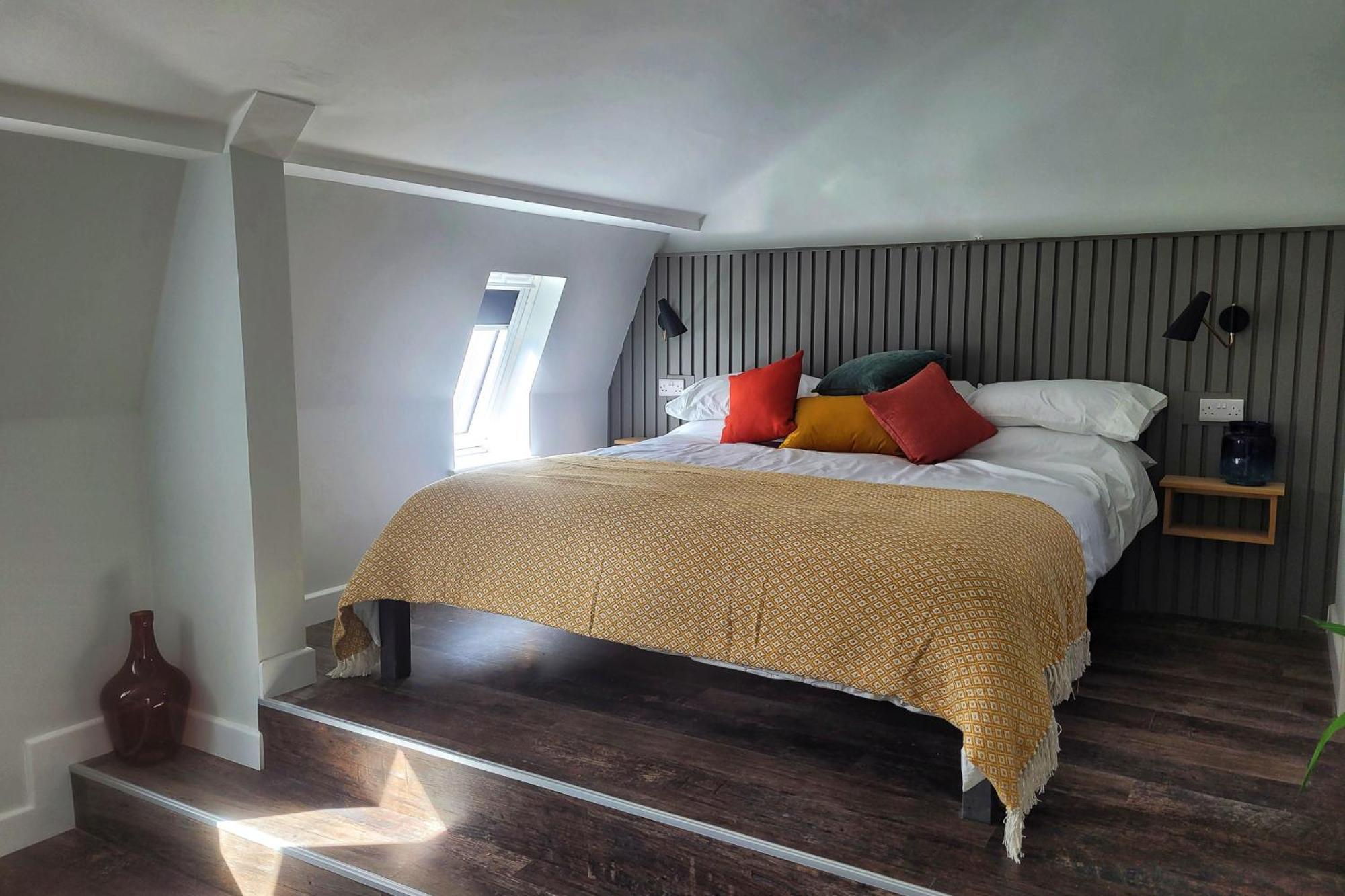 Hotel Sgwar à Menai Bridge Extérieur photo